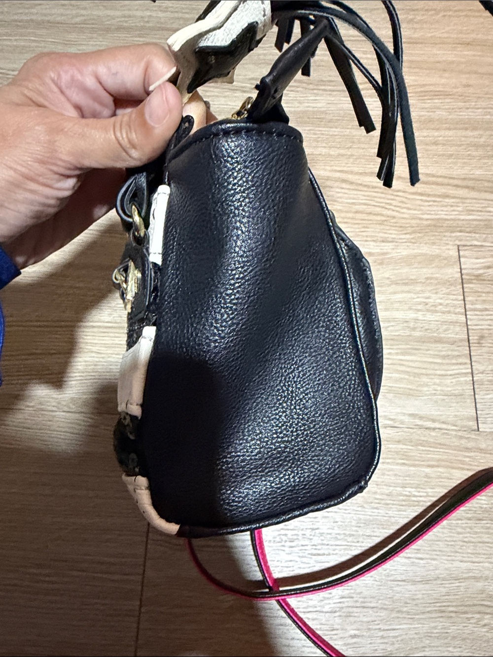 Betsey Johnson Black Cream Sequined Crossbody with Hot Pink Strap & Tassel Star - Picture 6 of 15